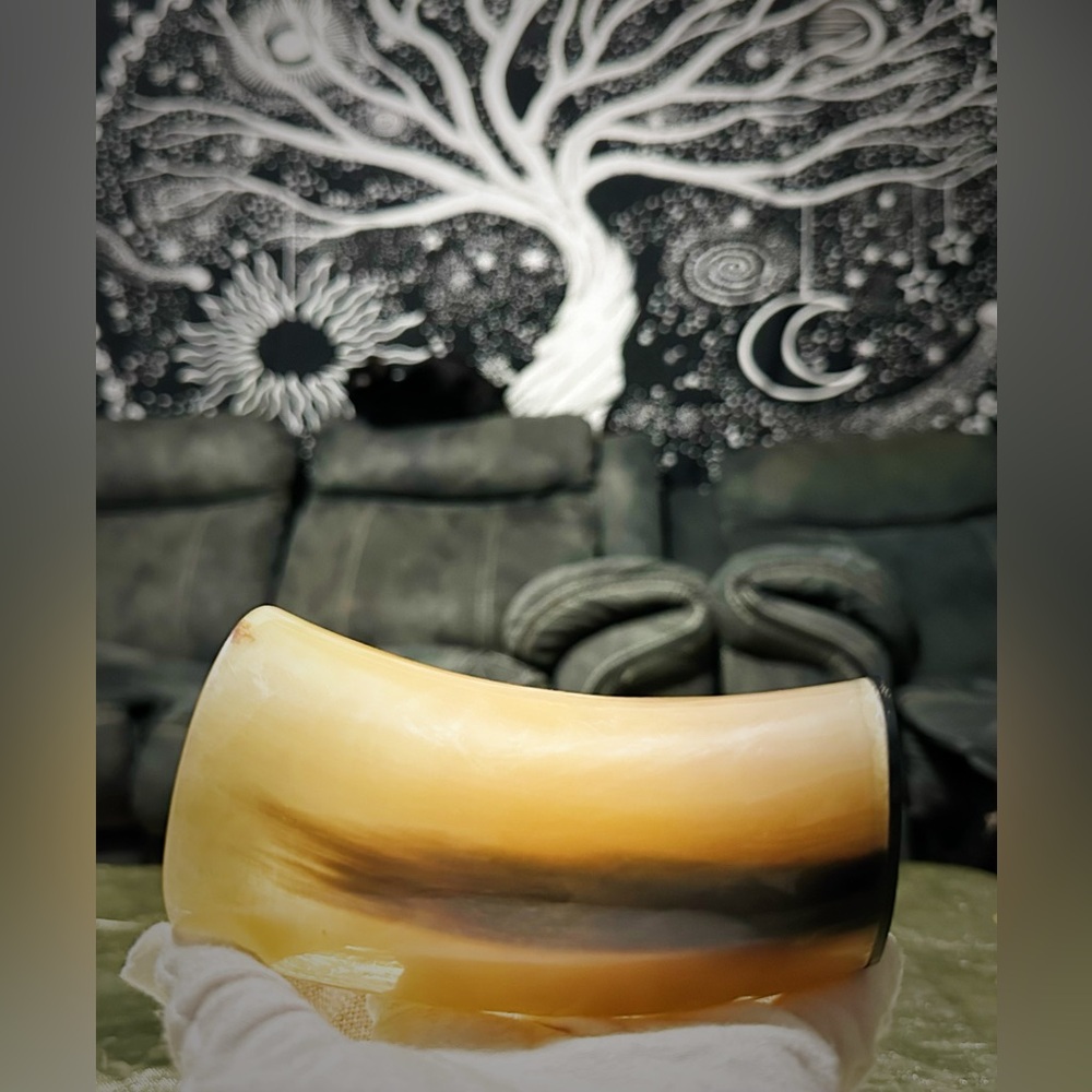 Viking Drinking Horn - Natural Brown - Picture 5 of 9